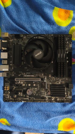 Pack Ryzen 5 5500 + MSI B550 + 24GB RAM DDR4