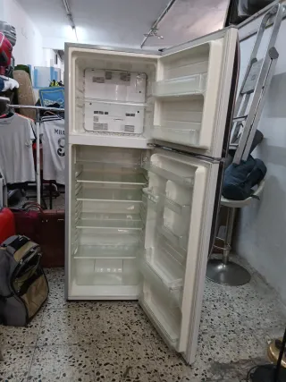 Nevera Sharp con garantía y transporte