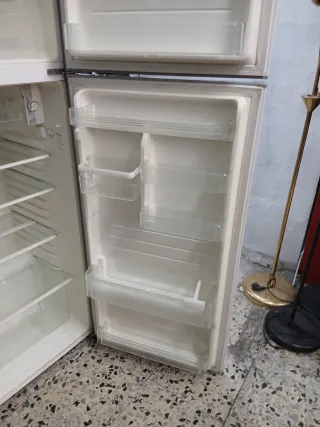 Nevera Sharp con garantía y transporte