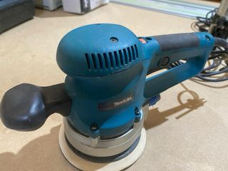 Lijadora Makita BO6030 150mm 310W
