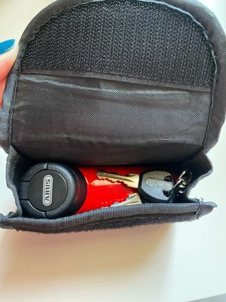 Candado de disco ABUS rojo con funda y llaves
