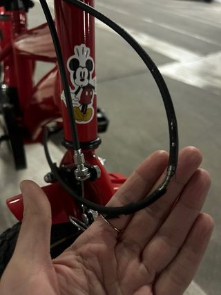 Bicicleta infantil roja 14 con ruedines