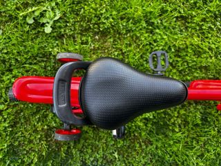 Bicicleta infantil roja 14 con ruedines