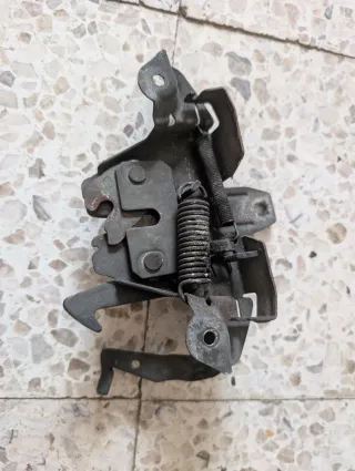 Cerradura Cierre Capot Mitsubishi Eclipse 2G