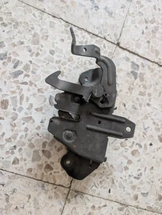 Cerradura Cierre Capot Mitsubishi Eclipse 2G