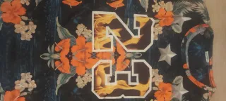 Camiseta estampada flores hombre