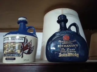 Botella de cerámica whisky (vacías)