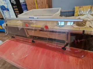 Ventana caravana con apertura Hay 2 medidas 128x38