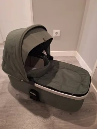 Silla de paseo Joolz Hub + Capazo