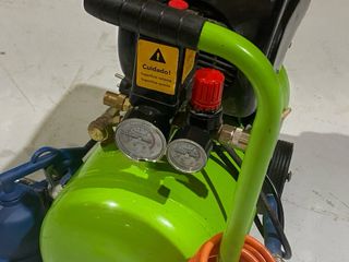 Compresor bessel ca-bw242d de 2 cv - 24 litros