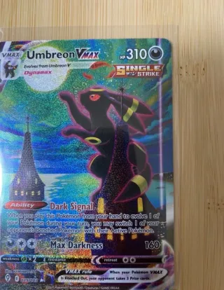 Carta Pokémon Umbreon VMAX 215/203