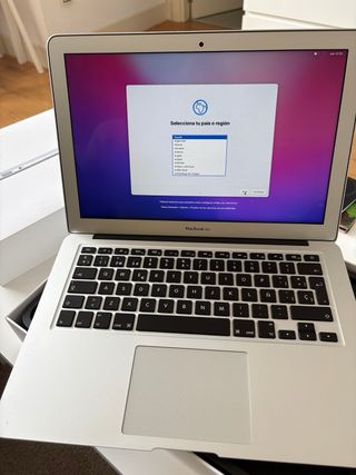 MacBook Air Plata I5 128 Gb, 8RAM, 13 pulgadas