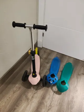 Patinete infantil rosa con 2 bases