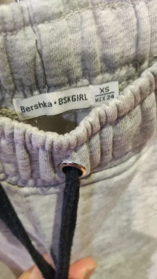 Pantalón deportivo gris Bershka mujer