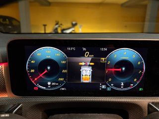 Mercedes-Benz Clase A 200 Gris Montaña