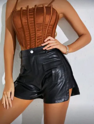 Shorts de piel negros