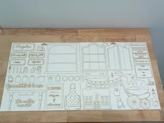 Siluetas Bebé y Cocina Madera