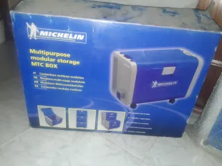 Caja de almacenamiento modular Michelin MTC