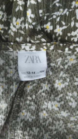 Mono floral verde y blanco. Talla 13-14. 164 cm