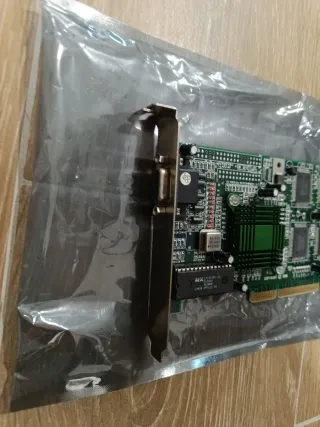 Tarjeta Gráfica Intel 740 AGP 8MB