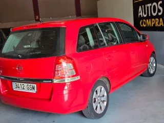Opel Zafira 2010
