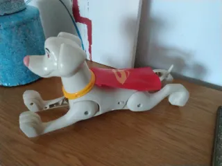 Perro Superman Juguete con movimiento
