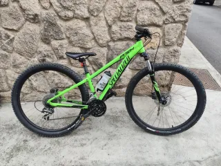 Bicicleta Specialized Pitch Verde