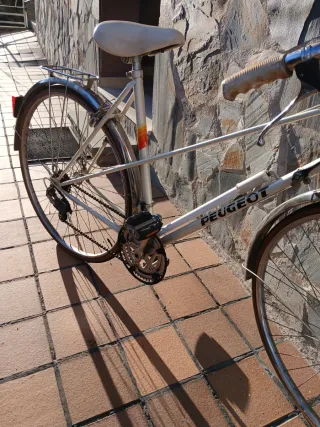Bici Paseo Vintage Peugeot con Inflador. Dispoe de