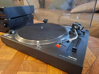 Tocadiscos, Amplificador y Ecualizador Negro