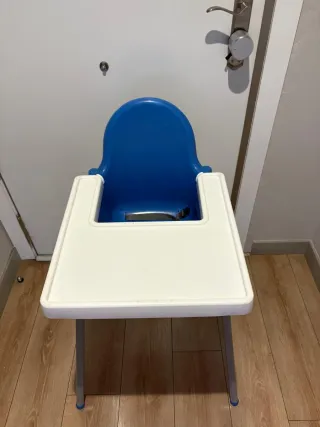 Trona azul para bebé