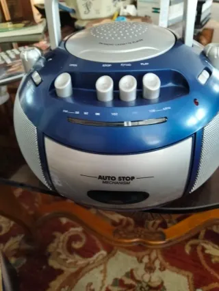 Radio CD Casete Portátil FM/AM