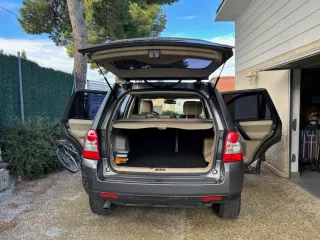 Land Rover Freelander 2011