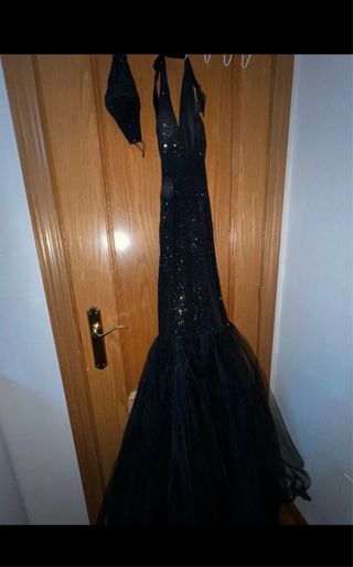 Vestido Negro Hecho a Mano Exclusivo
