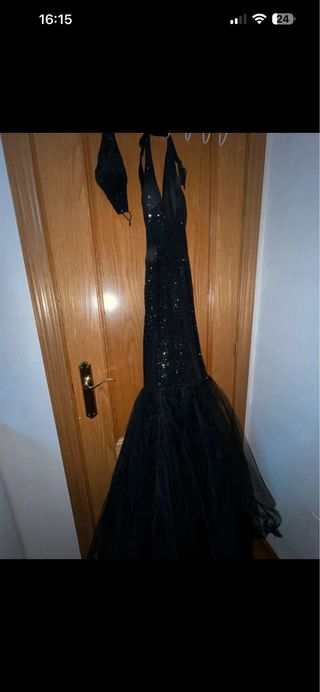 Vestido Negro Hecho a Mano Exclusivo