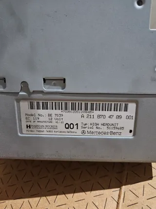 Rádio Original Mercedes W211