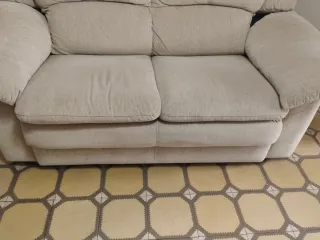 Sofá 2 plazas cómodo tela beige