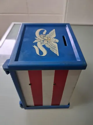 Hucha Antigua Rima Americana