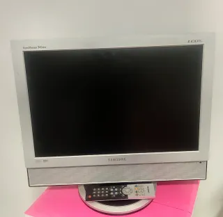 Monitor Samsung SyncMaster 940MW LCD TV
