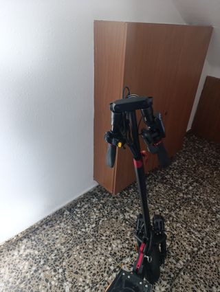 Patinete Eléctrico con Luz Trasera