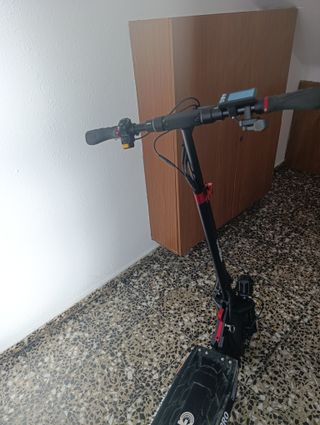 Patinete Eléctrico con Luz Trasera