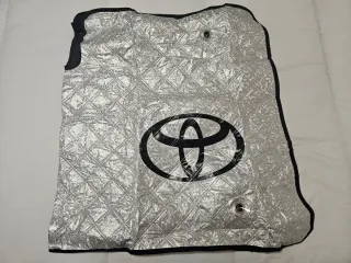 MALETIN TOYOTA CON TERMO Y PARASOL PARABRISAS