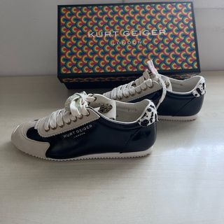 Scarpe Kurt Geiger Beige e Nere