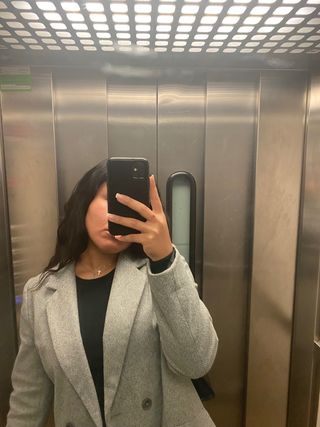 Americana gris invierno tengo otra marron igual