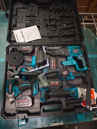 Kit utensili 6 PZ professionali con 4 batterie