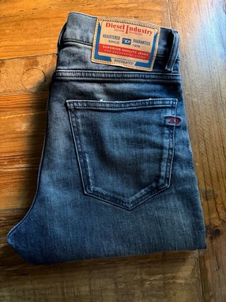 Jeans Diesel D-Strukt 09m46 Slim Fit