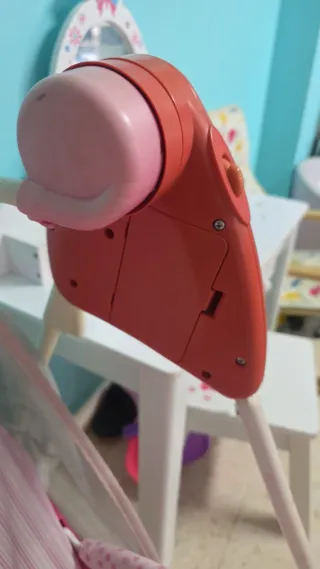 Columpio para bebé rosa con diseño de princesa