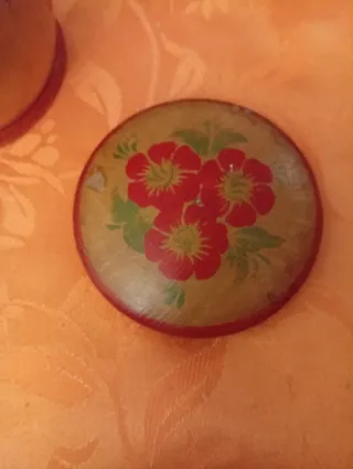 Scatola vintage in legno decorata