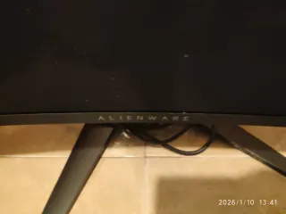 Monitor Alienware, schermo rotto