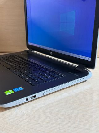 HP Pavilion 17 i7 / 16Gb / 256Gb SSD + 1Tb HDD