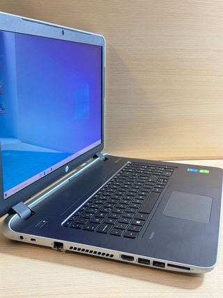 HP Pavilion 17 i7 / 16Gb / 256Gb SSD + 1Tb HDD